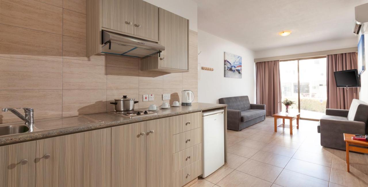 Penelope Beach Hotel Apts Protaras Luaran gambar